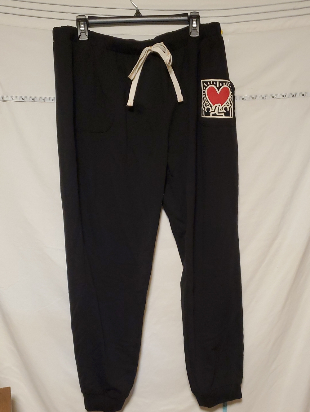 Keith Haring Mens Black Sweatpants with Drawstring Graphic Heart XL Cozy Arty